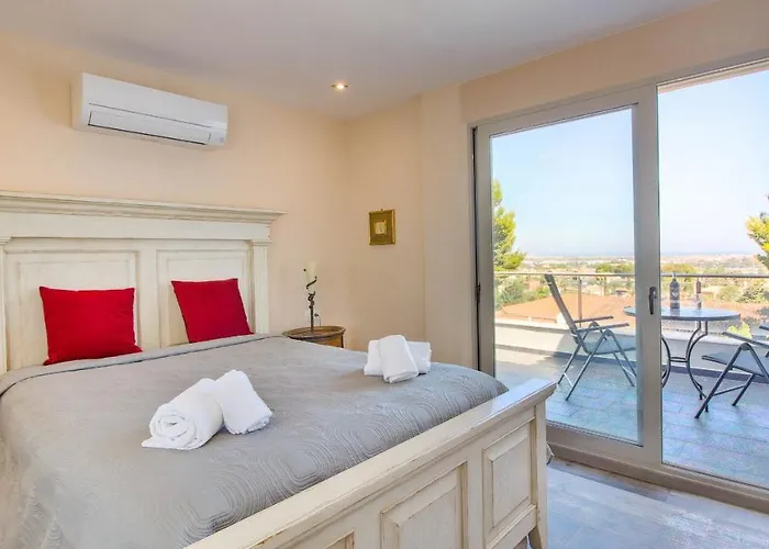 Tosal Gros Dk By Carlosferien