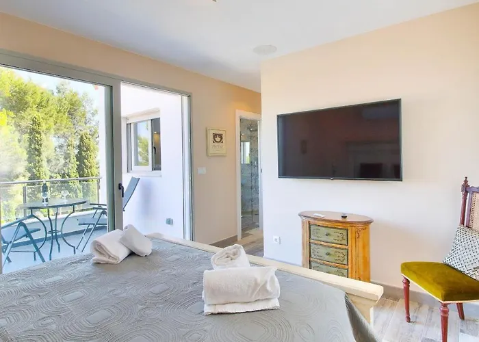 Tosal Gros Dk By Carlosferien Villa *